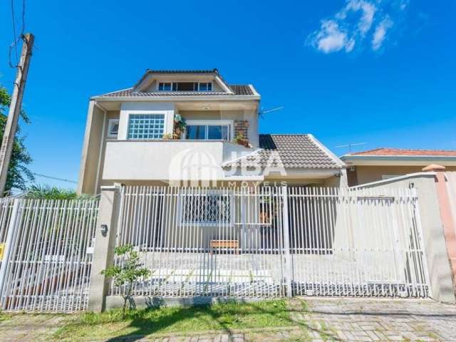 Casa com 3 quartos à venda na Rua José Sary, 26, Pedro Moro, São José dos Pinhais, 159 m2 por R$ 649.000