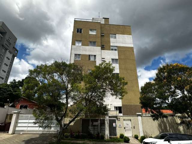Apartamento com 3 dormitorios no Centro de São José dos Pinhais.
