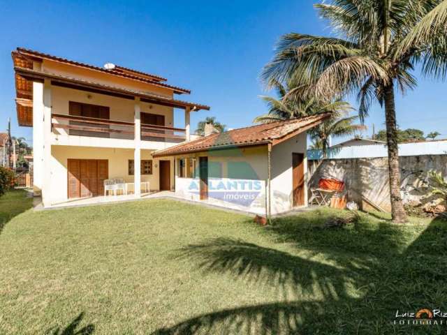 Casa com 3 quartos à venda na Rua São Paulo, Praia da Lagoinha, Ubatuba, 432 m2 por R$ 800.000