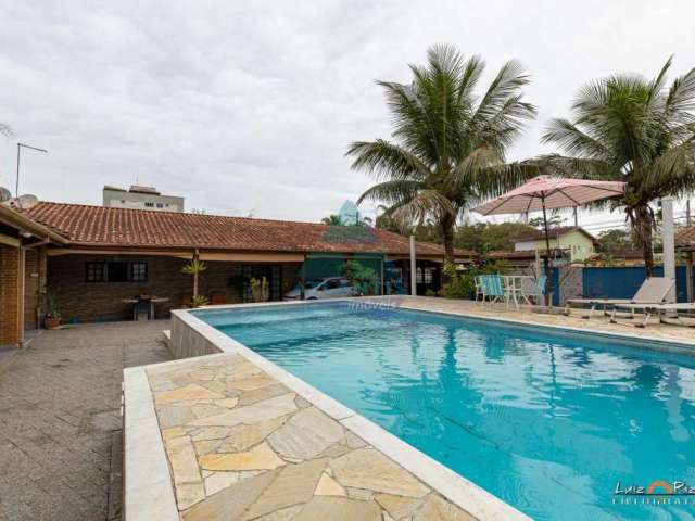 Casa com 4 quartos à venda na Rua Sebastiana Felício de Oliveira, Massaguaçu, Caraguatatuba, 343 m2 por R$ 890.000
