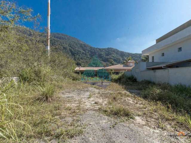 Terreno em condomínio fechado à venda na Rua dos Lírios, Praia da Lagoinha, Ubatuba por R$ 700.000