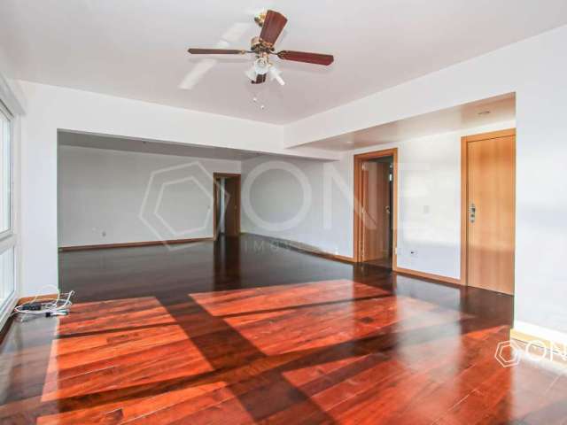 Apartamento com 4 quartos para alugar na Rua Anita Garibaldi, 217, Boa Vista, Porto Alegre por R$ 5.600
