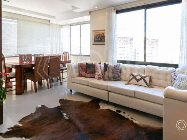 Cobertura com 3 quartos para alugar na Rua Faria Santos, 786, Petrópolis, Porto Alegre por R$ 8.300