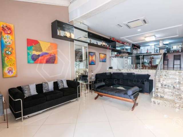 Casa em condomínio fechado com 4 quartos à venda na Rua Professor Doutor Milton Guerreiro, 210, Santa Tereza, Porto Alegre por R$ 1.950.000