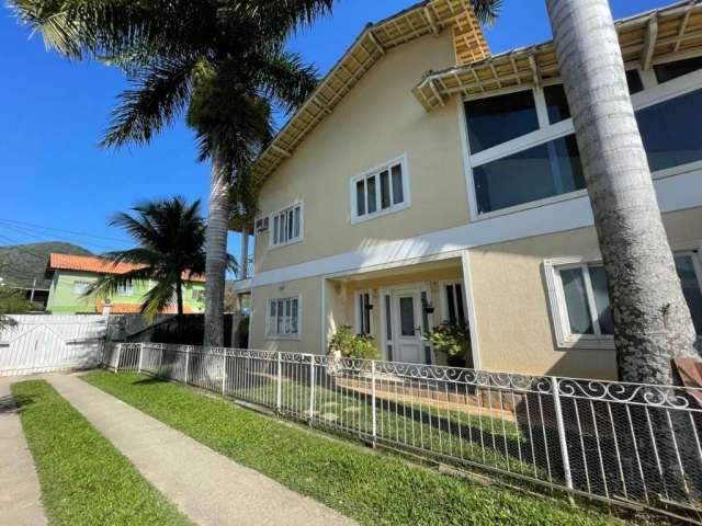 Casa à venda, 250 m² por R$ 700.000,00 - Engenho do Mato - Niterói/RJ