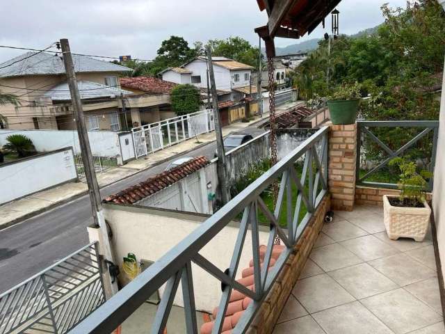 Casa à venda, 140 m² por R$ 790.000,00 - Itaipu - Niterói/RJ