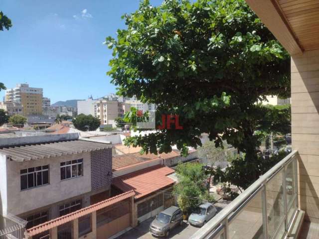 Apartamento lâmina com 3 quartos com 1 suíte e dependência completa na rua Souza Aguiar - Méier
