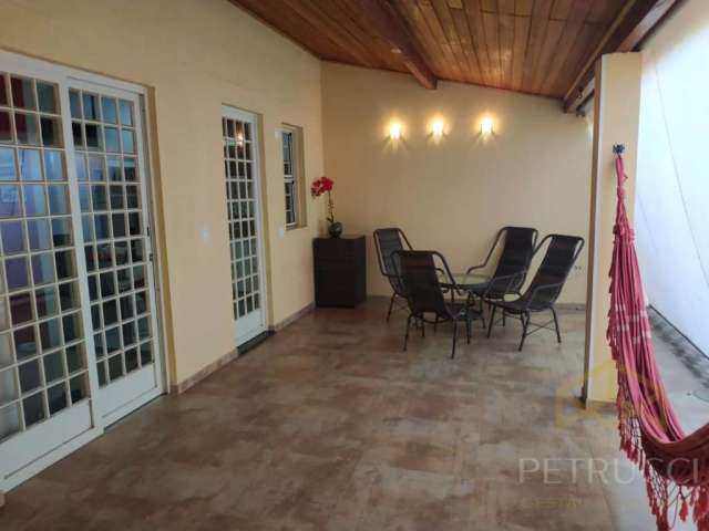 Casa em condomínio fechado com 3 quartos à venda na Avenida dos Pioneiros, 645, Parque Villa Flores, Sumaré, 170 m2 por R$ 550.000