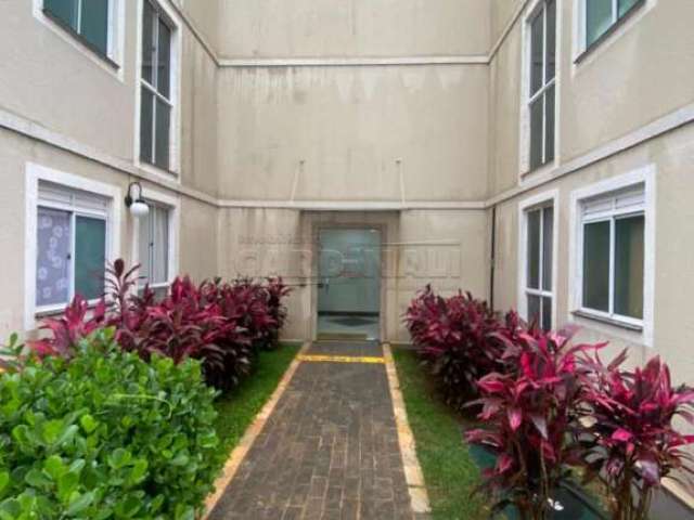 Apartamento com 2 dormitórios no Jardim Embaré próximo a Escola Prof. Nilson Aparecido Gonçalves em São Carlos