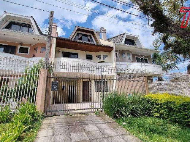 Sobrado com 3 dormitórios à venda, 194 m² por R$ 880.000,00 - Jardim das Américas - Curitiba/PR