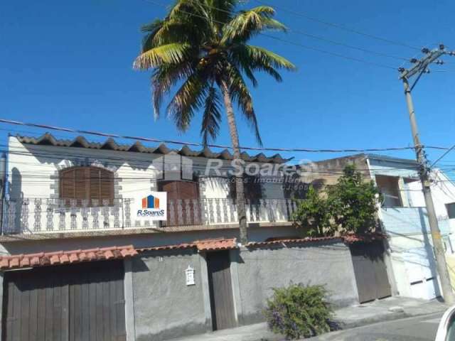 Casa com 4 quartos à venda na Rua Ebro, Jardim Carioca, Rio de Janeiro, 600 m2 por R$ 490.000