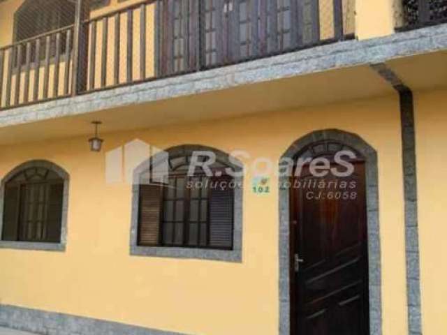 Casa em condomínio fechado com 2 quartos à venda na Rua das Camélias, Vila Valqueire, Rio de Janeiro, 73 m2 por R$ 359.000