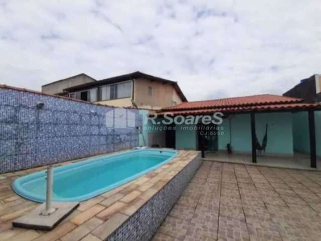Casa com 3 quartos à venda na Rua Quarenta, Bangu, Rio de Janeiro, 170 m2 por R$ 490.000