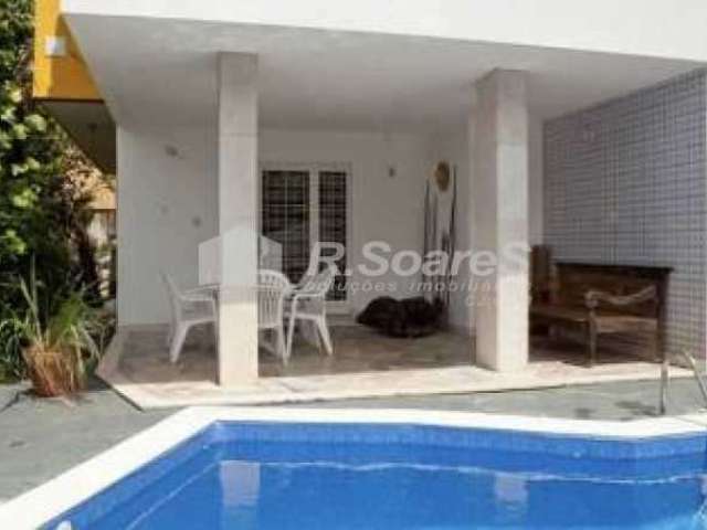 Casa em condomínio fechado com 4 quartos à venda na Rua Stefan Zweig, Laranjeiras, Rio de Janeiro, 276 m2 por R$ 2.467.500
