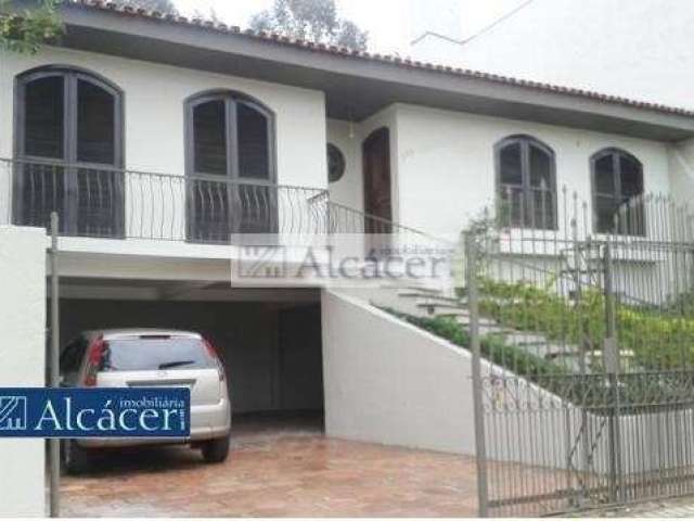 Casa Comercial com 8 quartos  para alugar, 220.00 m2 por R$4600.00  - Merces - Curitiba/PR