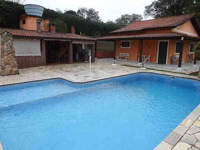 Chácara / sítio com 3 quartos à venda na Área Rural de Bragança Paulista, Bragança Paulista , 5450 m2 por R$ 750.000