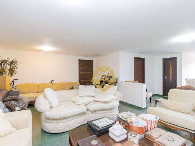 Apartamento com 3 dormitórios à venda, 150 m² por R$ 700.000,00 - Bacacheri - Curitiba/PR