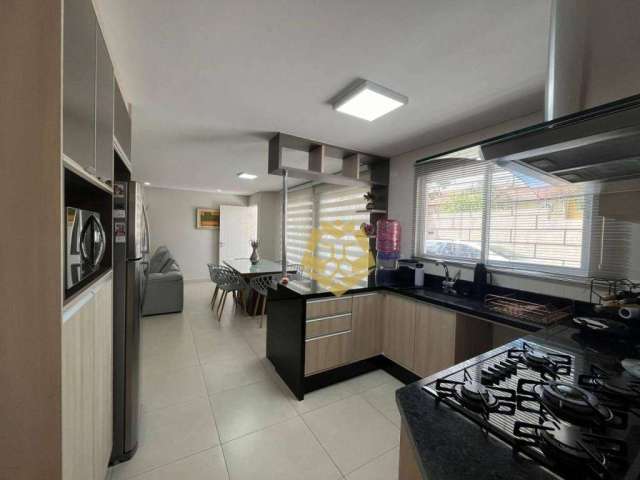 Sobrado com 3 dormitórios à venda, 125 m² por R$ 795.000,00 - Boqueirão - Curitiba/PR