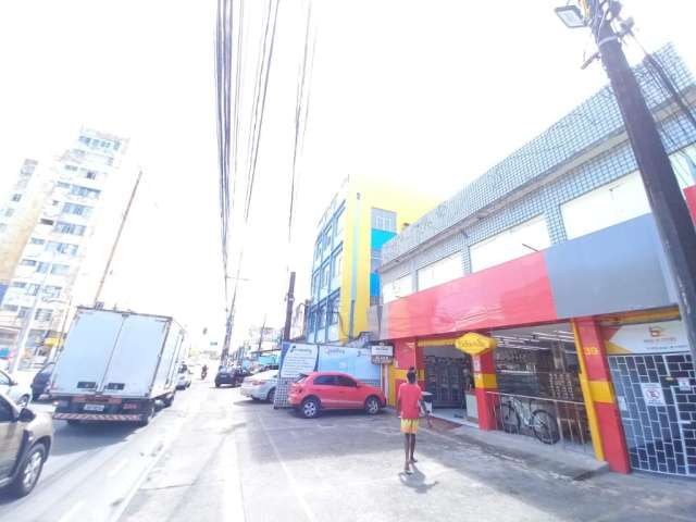 Área Comercial para Aluguel na Avenida Fernandes da Cunha - Mares
