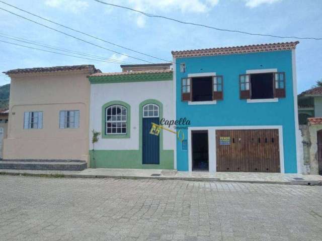 Casa com 3 dormitórios à venda, 220 m² por R$ 550.000,00 - Centro - Iguape/SP