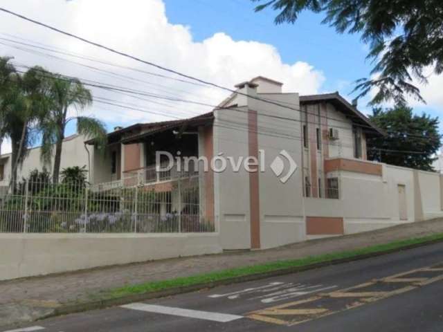 Casa com 4 quartos à venda na Rua Upamaroti, 836, Cristal, Porto Alegre por R$ 1.490.000