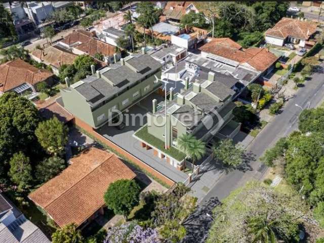 Casa com 3 quartos à venda na Avenida Copacabana, 182, Tristeza, Porto Alegre por R$ 1.200.000