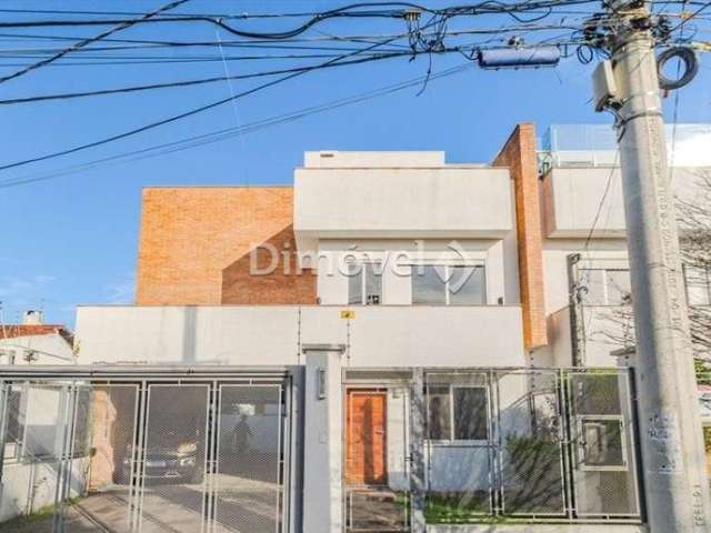 Casa com 3 quartos à venda na Rua Morano Calabro, 47, Jardim Isabel, Porto Alegre por R$ 890.000
