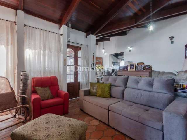 Casa com 3 quartos à venda na Rua Comandai, 651, Cristal, Porto Alegre por R$ 570.000