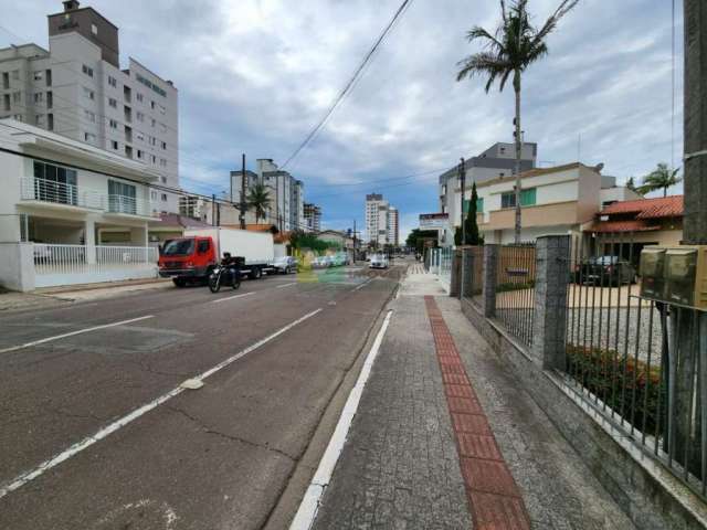 Terreno no bairro Vila Operaria - 250 m²