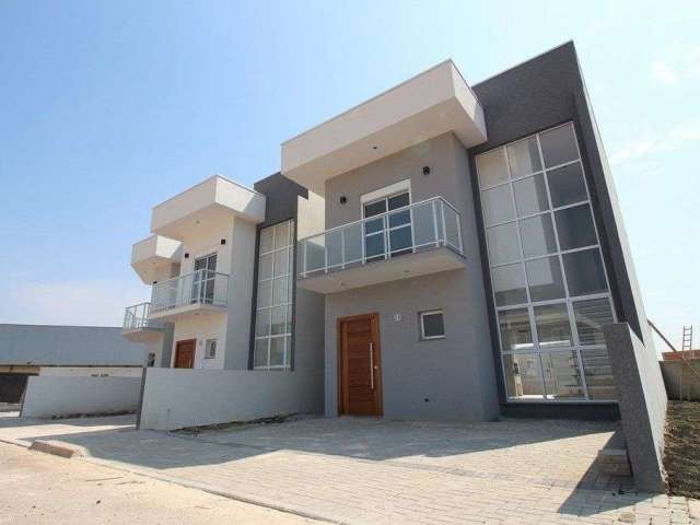 Sobrado com 3 dormitórios à venda, 150 m² por R$ 815.000,00 - Costeira - São José dos Pinhais/PR