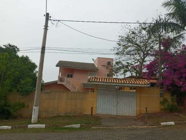 Chácara com 5 dormitórios à venda, 1000 m² por R$ 1.350.000,00 - Condomínio Terras de Santa Rosa - Salto/SP