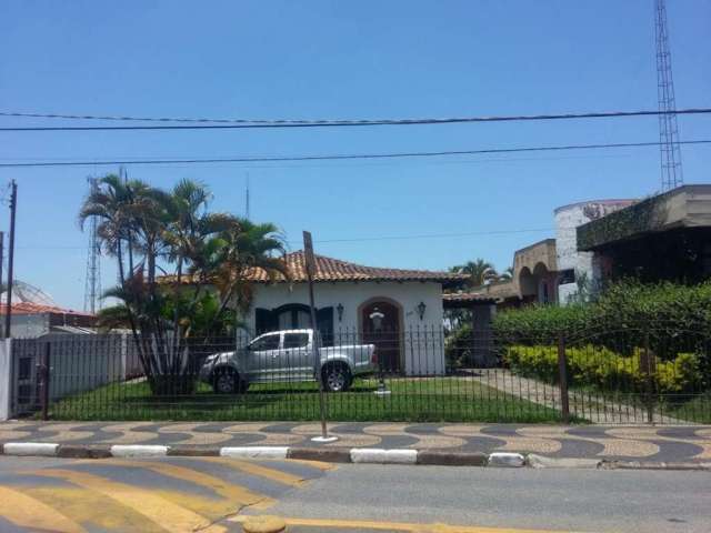 Casa com 3 dormitórios à venda, 290 m² por R$ 920.000,00 - Centro - Itu/SP