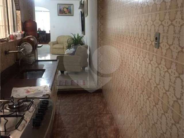 Casa com 3 quartos à venda na Rua Julia Lopes de Almeida, 372, Vila Liberdade, Jundiaí, 265 m2 por R$ 650.000