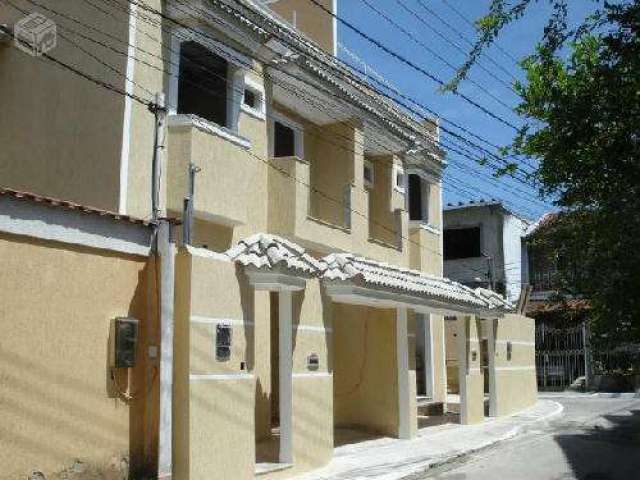 Casa em condomínio fechado com 2 quartos à venda na Rua Cafundá, Taquara, Rio de Janeiro, 130 m2 por R$ 330.000