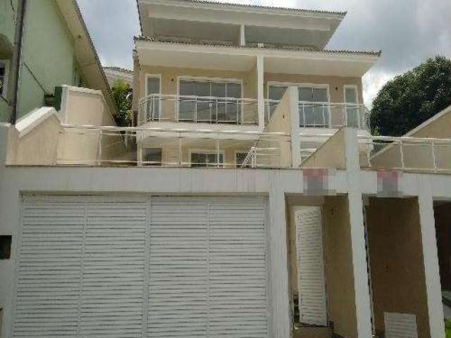 Casa com 3 quartos à venda na Rua Radialista Antônio Porto, Freguesia (Jacarepaguá), Rio de Janeiro, 316 m2 por R$ 1.300.000