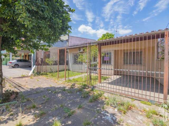 Casa com 2 quartos à venda na Avenida João Alberto, 498, Fião, São Leopoldo por R$ 270.000