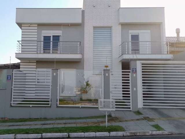 Casa com 3 quartos à venda na Rua Padre Irineu Ferreira, 219, Parque Amador, Esteio por R$ 742.000