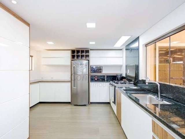 Casa com 3 dormitórios à venda, 157 m² por R$ 900.000,00 - Afonso Pena - São José dos Pinhais/PR