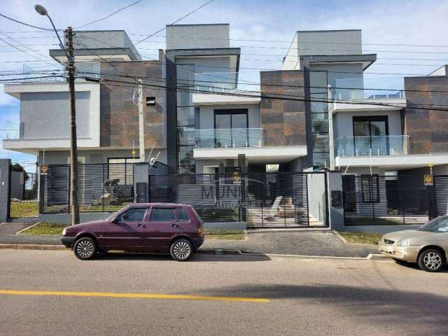 Sobrado com 3 dormitórios à venda, 138 m² por R$ 790.000,00 - Uberaba - Curitiba/PR