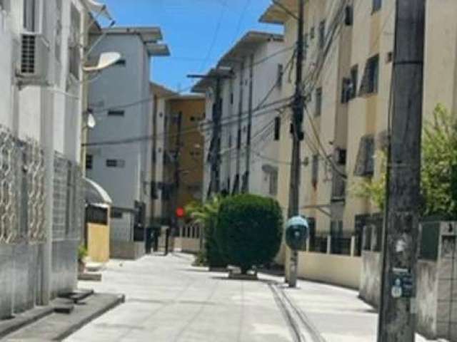 Apartamento com 3 quartos à venda na Rua Tenente Valmir Alcântara, Cabula, Salvador, 72 m2 por R$ 175.000