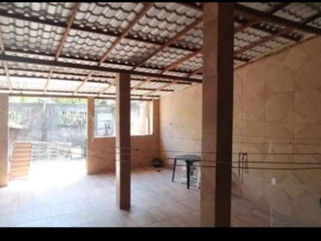 Casa com 4 quartos à venda na Rua Professor Rubens Soares, Mussurunga II, Salvador, 180 m2 por R$ 330.000