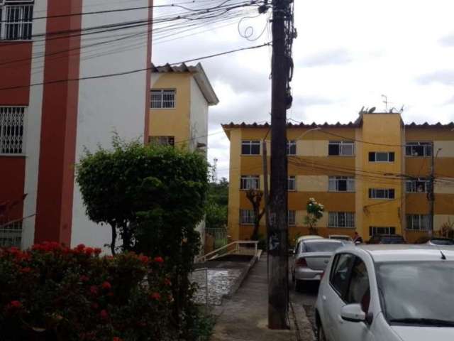 Apartamento com 3 quartos à venda na Rua das Gaivotas, Resgate, Salvador, 75 m2 por R$ 260.000
