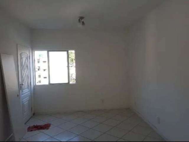 Apartamento com 3 quartos à venda na Rua Vinte e Cinco de Dezembro, Cidade Nova, Salvador, 83 m2 por R$ 150.000