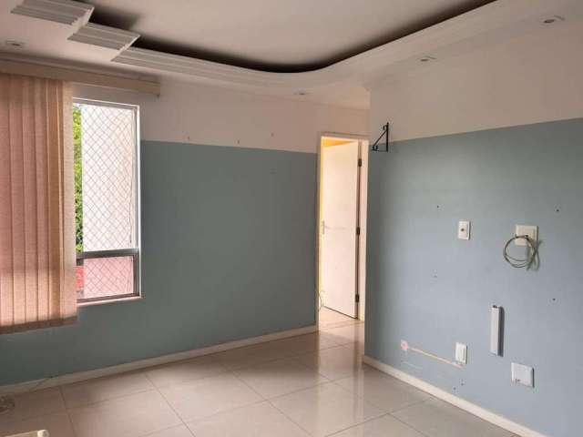 Apartamento com 2 quartos à venda na Rua Maria Quitéria, Itingá, Lauro de Freitas, 48 m2 por R$ 150.000