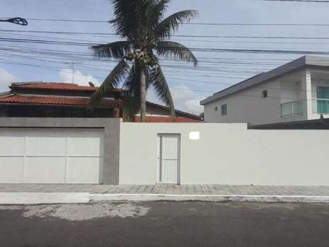 Casa em condomínio fechado com 4 quartos à venda na Rua Cezar A Pedreira, Centro, Lauro de Freitas, 416 m2 por R$ 1.250.000