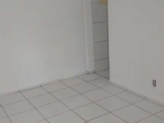 Apartamento com 2 quartos à venda na Rua São Geraldo, São Cristóvão, Salvador, 45 m2 por R$ 135.000