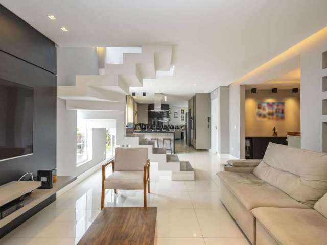 Casa em condomínio fechado com 3 quartos à venda na Rua Carmelina Cavassin, 1280, Barreirinha, Curitiba por R$ 1.080.000