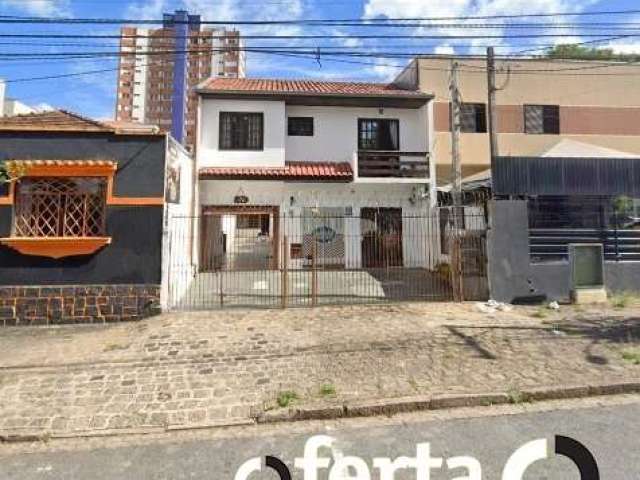 Casa com 2 quartos à venda no Rebouças, Curitiba  por R$ 965.000