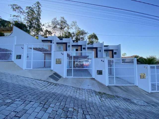 Casa com 2 quartos à venda na Rua José Roberto Tarnowski, 70, Salto do Norte, Blumenau, 89 m2 por R$ 550.000
