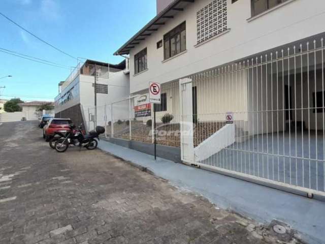 Casa com 5 quartos para alugar no Ponta Aguda, Blumenau , 323 m2 por R$ 4.700